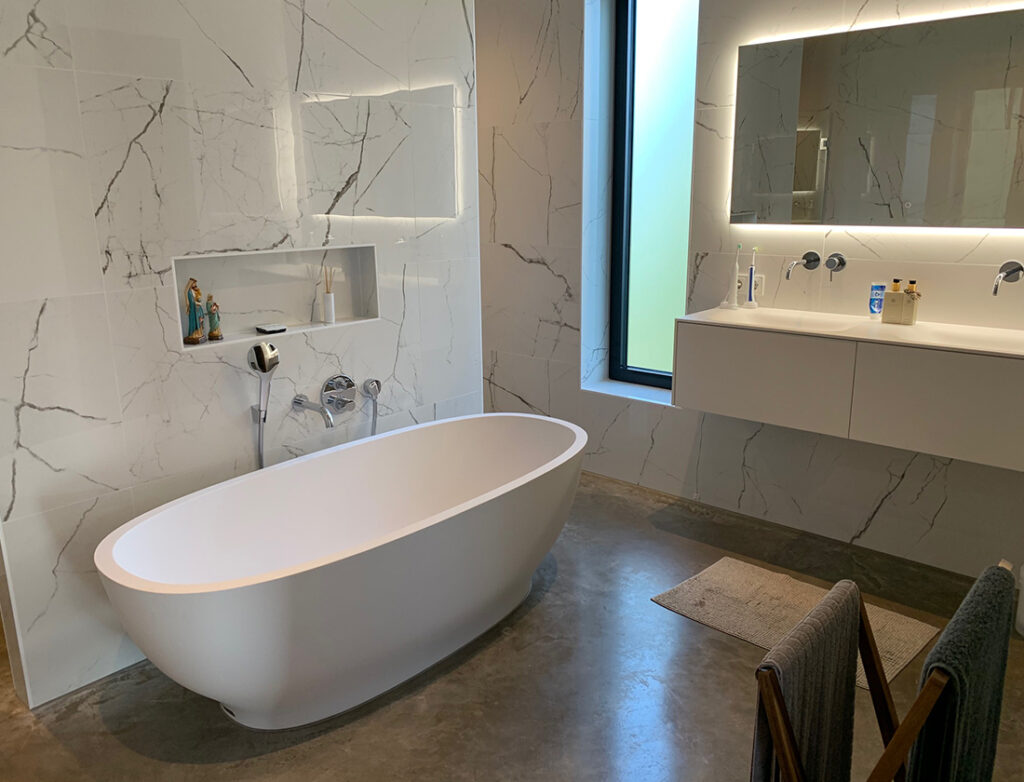 solid surface bad tholen overbeek TIZ Design | Kwaliteits Badkamermeubels