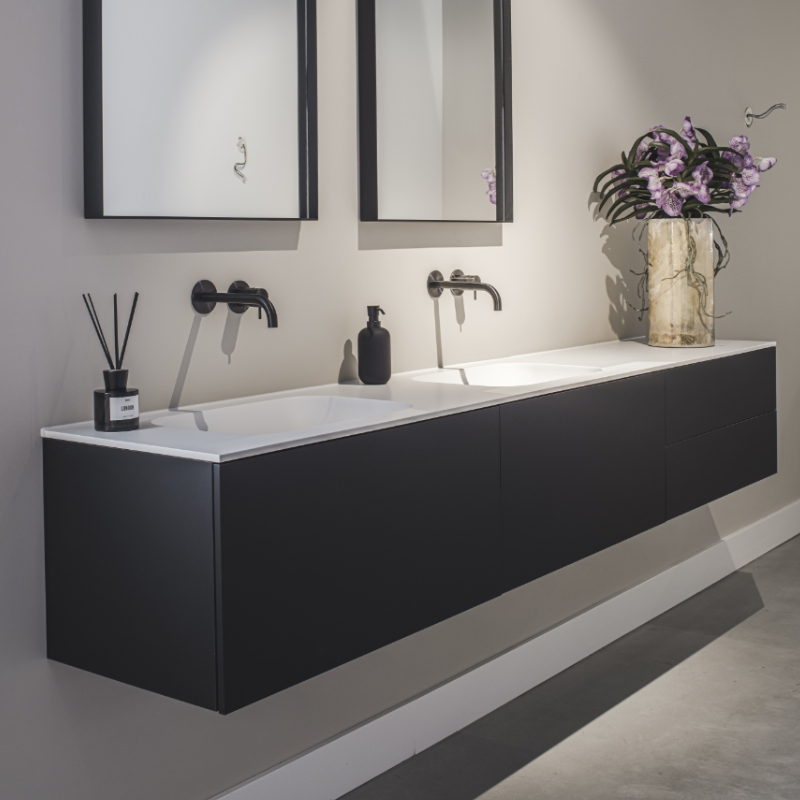 Badkamermeubel 180cm 16 Grijze solid surface badmeubel met dubbele wasbak van 180cm