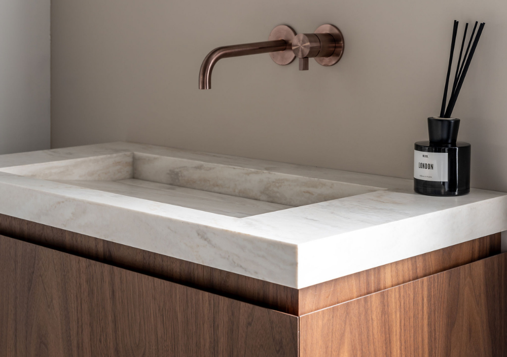 Ameland marmerlook wastafel van solid surface