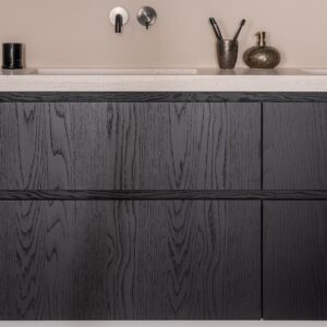 Badkamermeubel IJzendijke met dubbele lades en solid surface wastafel